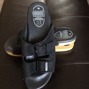 NWT J. Rubio Black Suede Sandals
